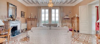 Holiday Home 'Château' with Mountain View, Balcony and Wi-Fi