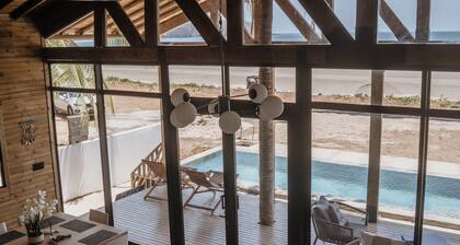 Playa Laska – Beachfront Luxury Villa & Pool in Playa Venao - Duplex A