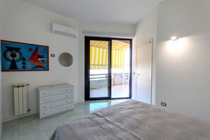 3 bedrooms, iron/ironing board - House&Villas - Magnolia House (Avola)