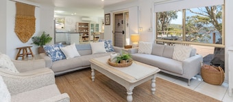 Luminara Luxury Lakefront