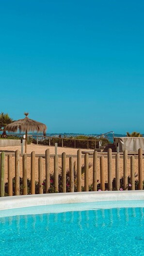 Apartment | Pool | Seasonal outdoor pool - Sofisticado Departamento del Yeco (Algarrobo)