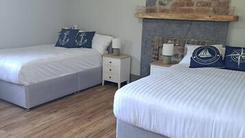 3 habitaciones, wifi gratis y ropa de cama