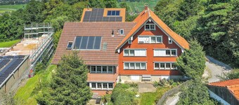 traditionelles Appenzeller Haus mit atemberaubender Bodenseesicht