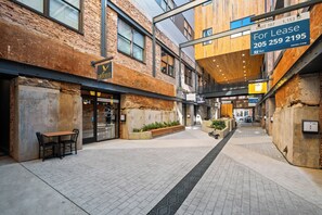 Exterior - Charming 1-Bedroom Condo Downtown Birmingham (Birmingham)