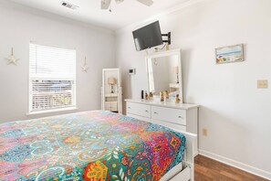 3 bedrooms, WiFi, bed sheets - A place of Peace, Love and Rememberance (Bolivar Peninsula)