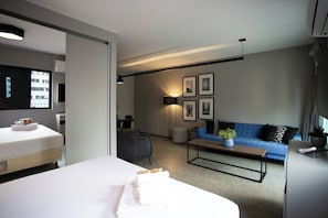 Studio | Blackout drapes, iron/ironing board, free WiFi