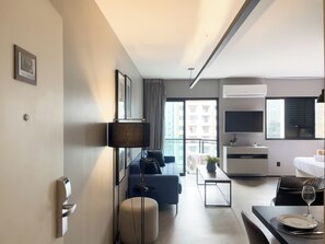 開放式客房 | 遮光布/窗簾、熨斗/熨衣板、免費無線上網