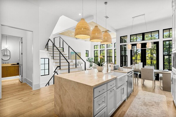 Private kitchen - 30A Beach House - Mia's Beach House (Panama City Beach)