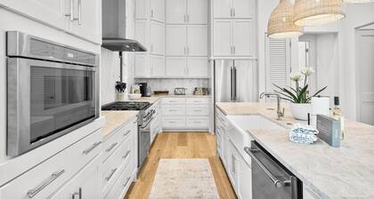 30A Beach House - Mia's Beach House