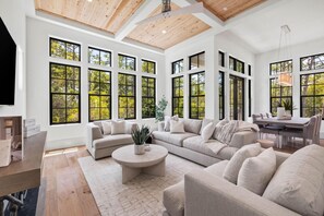 House, Resort View | Living area | 70-inch Smart TV with digital channels, Netflix, Hulu