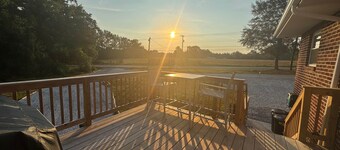 The Vibe: 3BR- Wedding-Ready Retreat with King Comfort & Fire Pit on 10 acres