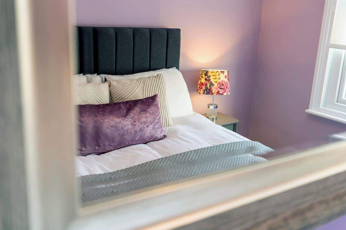 2 chambres, fer et planche à repasser, Wi-Fi, draps fournis