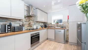 Microwave, oven, dishwasher, toaster