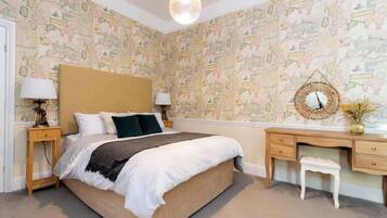 3 soverom, strykejern/-brett, wi-fi og sengetøy