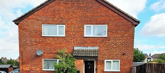 Willow Retreat - House in Burbage- Sleeps2- Garden
