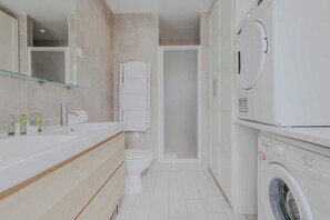 Bathroom - Cosy Apartment - 1br/4p - Porte Saint-denis (Paris)