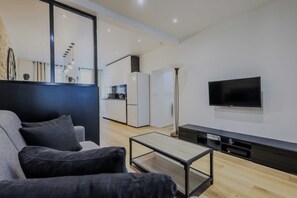 Apartment | Living area