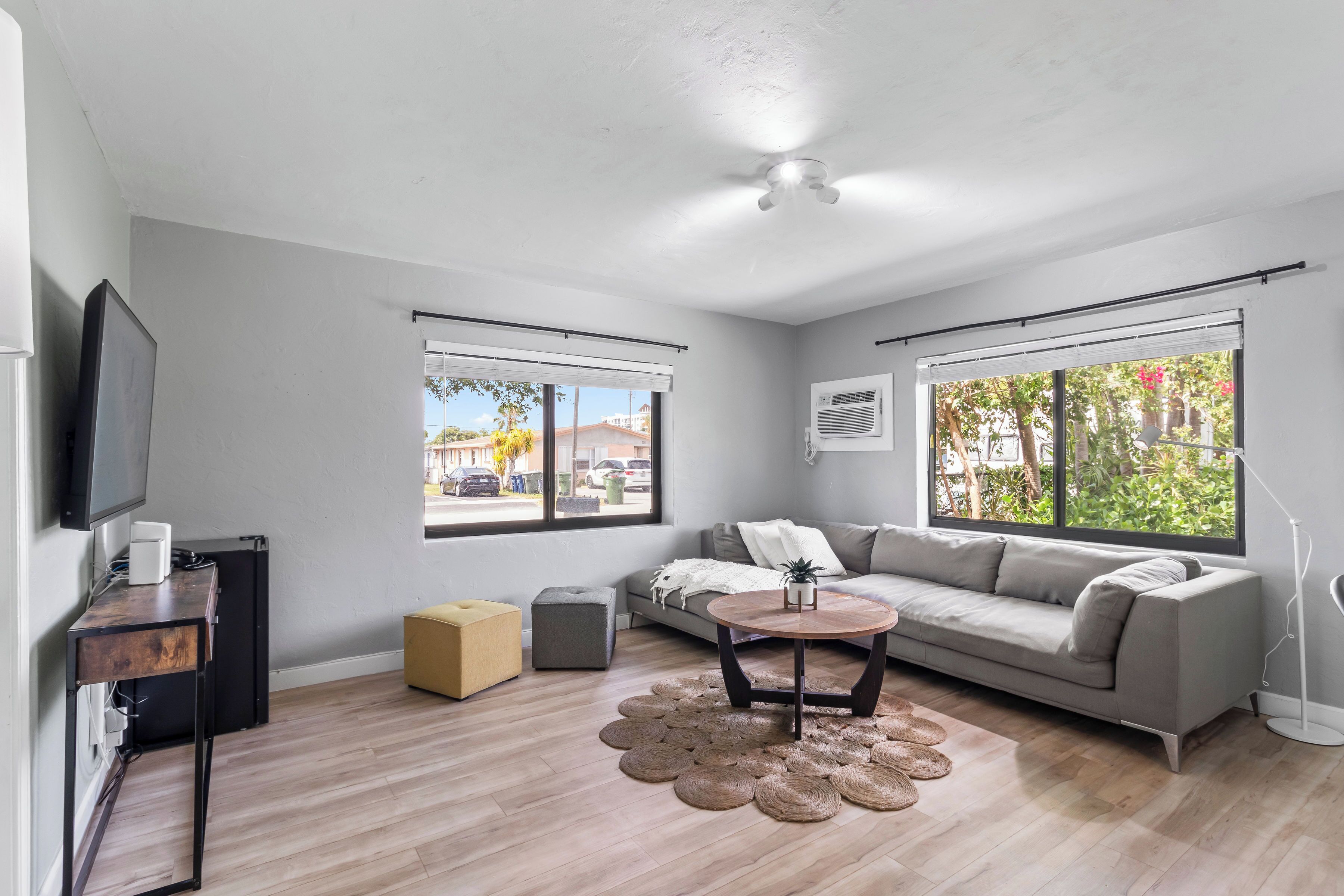 Apartment, Patio | Living area