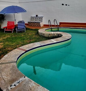 Maison, 4 chambres, fumeur, piscine privée | Piscine
