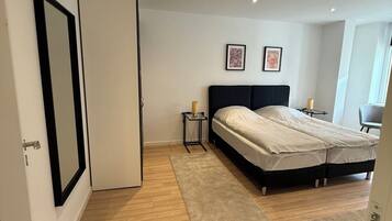 3 Schlafzimmer, Bügeleisen/Bügelbrett, WLAN, Bettwäsche