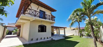 Basic Villa | Exterior