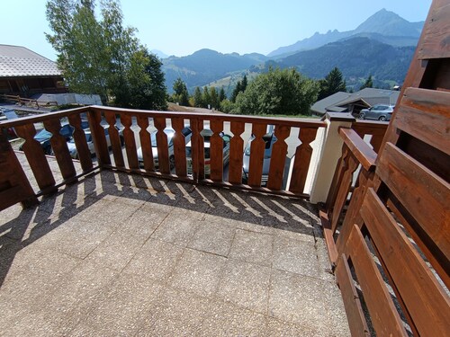 Charmant studio avec vue imprenable sur la chaine des Aravis