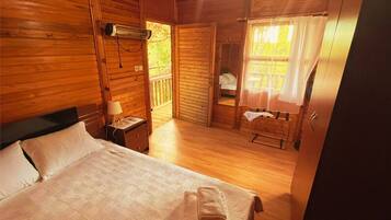 Superior Room, Balcony, River View