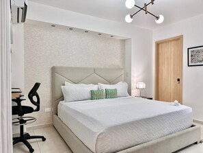 1 bedroom, desk, iron/ironing board, free WiFi