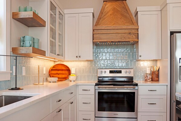 House, Multiple Beds (Villa Laguna) | Private kitchen