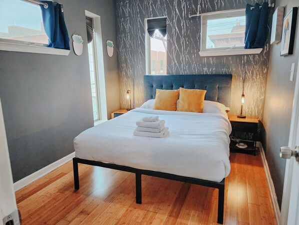 3 bedrooms, iron/ironing board, free WiFi, bed sheets