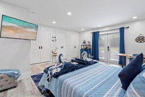 1 bedroom, Internet - "Boat House" Studio Farm Stay Retreat (West Palm Beach)