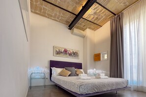 2 chambres, fer et planche à repasser, Wi-Fi gratuit, draps fournis