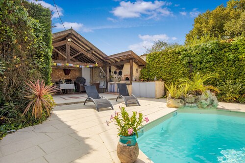 Gästezimmer Bastide De Mongiraud mit Pool