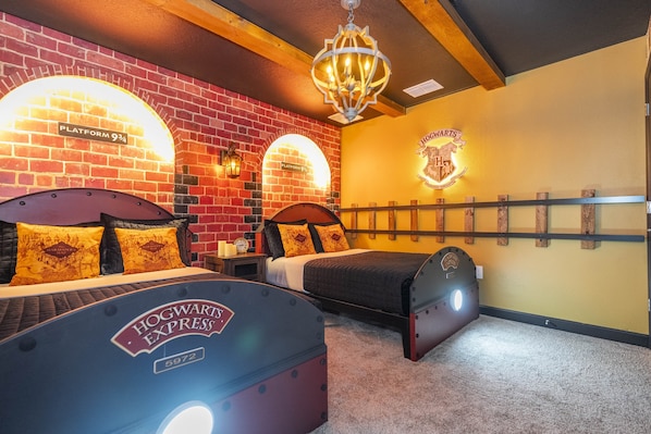8 bedrooms, iron/ironing board, WiFi, bed sheets