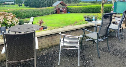 🌿 Countryside Chalet with Spectacular Views – Sleeps Large Groups