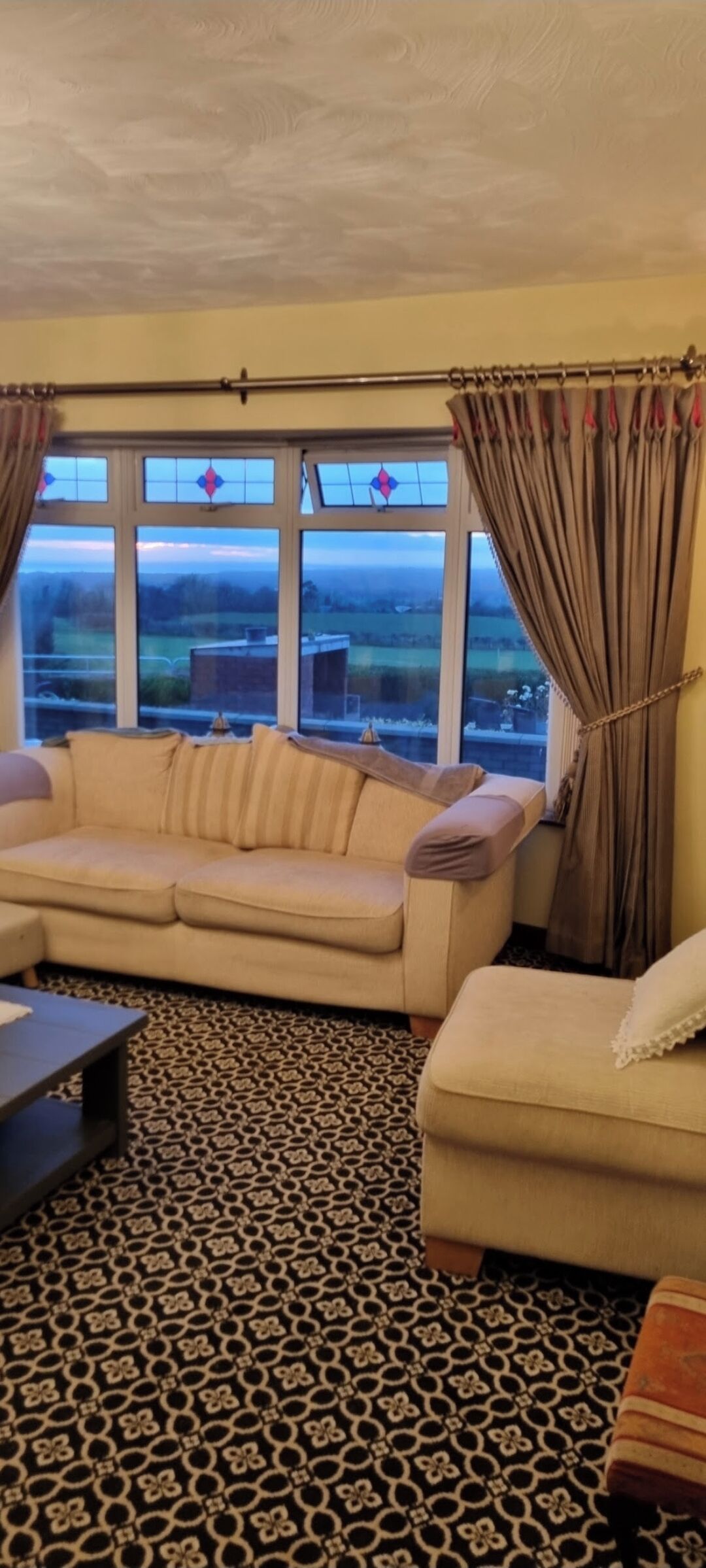 7-bedroom Country Home With Stunning Lough Neagh Views - Antrim