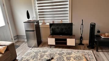 1 bedroom, iron/ironing board, Internet