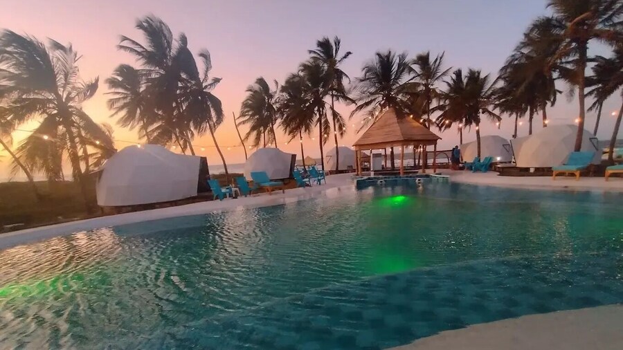 AQUA BREEZE GLAMPING