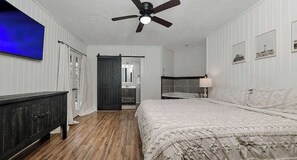 4 Schlafzimmer, Reisekinderbett, WLAN, Bettwäsche