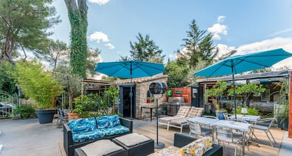 Chambre d'hÎtes 'Orange' avec piscine partagée, Wi-Fi et climatisation