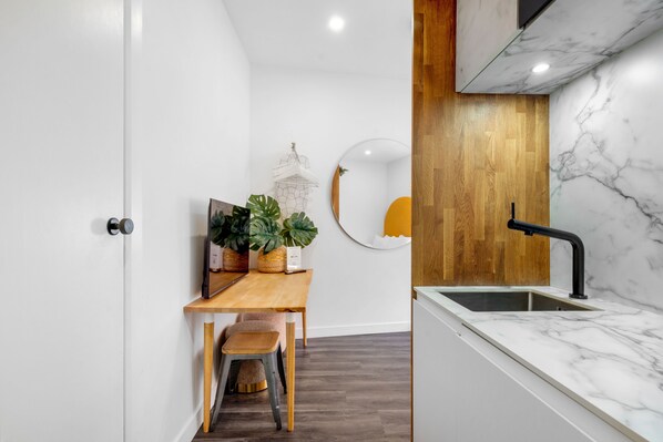 Interior - Cozy Studio on Brick Lane (London)