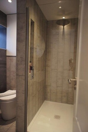 Hair dryer, towels