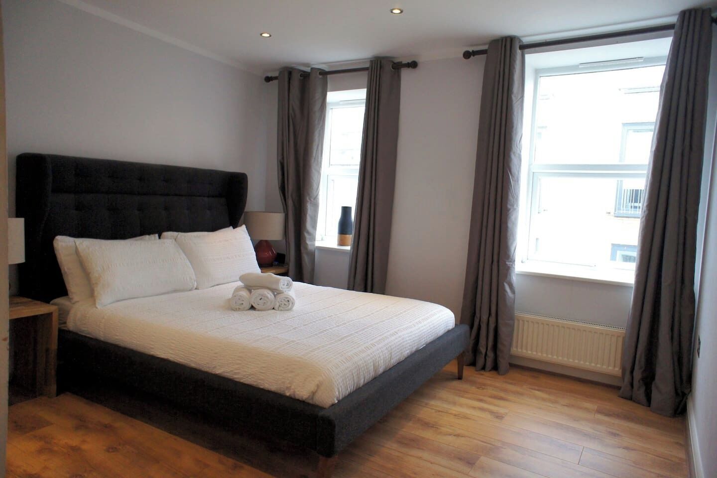 2 bedrooms, iron/ironing board, Internet, bed sheets