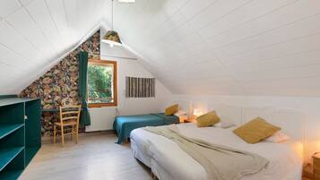 2 habitaciones, tabla de planchar con plancha, wifi y ropa de cama