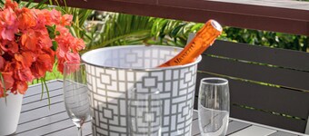 Villa SOLANA - Upscale Indigo Bay with Private Pool