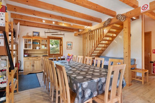 Mountain Chalet for 13 Guests
