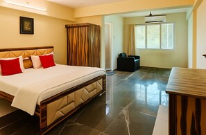 Basic Double Room | Free WiFi