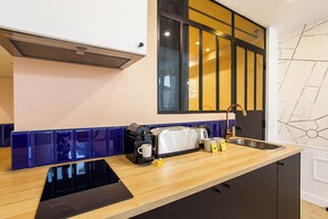 Private kitchen - Chic Apartment - 1br/4p - Centre de Paris (Paris)