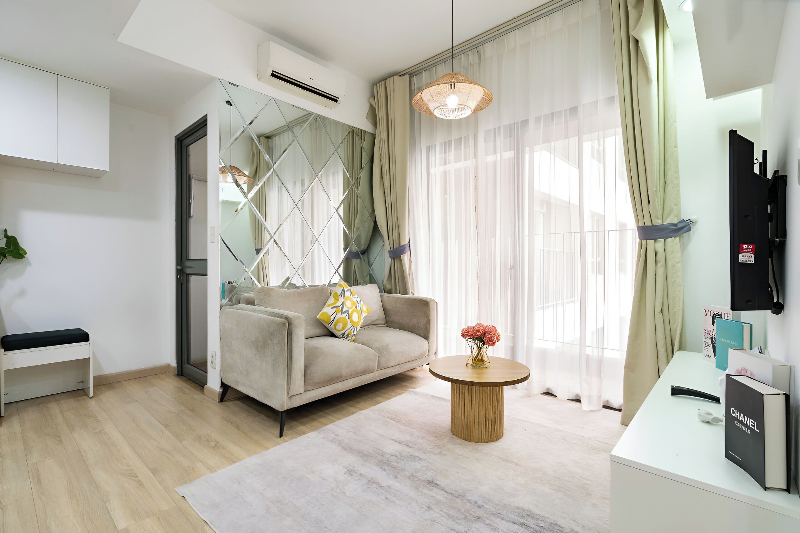 Deluxe Apartment, 2 Bedrooms, Balcony, City View | Living area | 55-inch flat-screen TV with cable channels, Netflix, streaming services