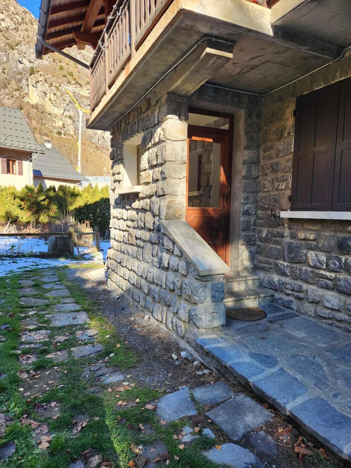 تفاصيل الفندق من الخارج